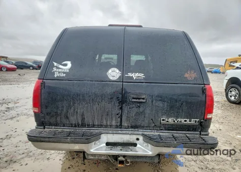 1999 Chevrolet Suburban C1500 from USA, damaged, VIN 3GNEC16R0XG216372